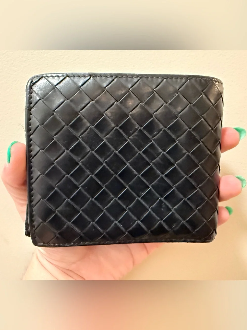 Bottega Veneta - Authentic Men’s Black Bifold Wallet w/ COA